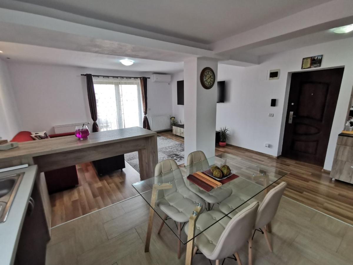 Apartament Ovidiu Giroc ภายนอก รูปภาพ